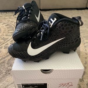 Men’s Nike Trout 5 baseball cleats